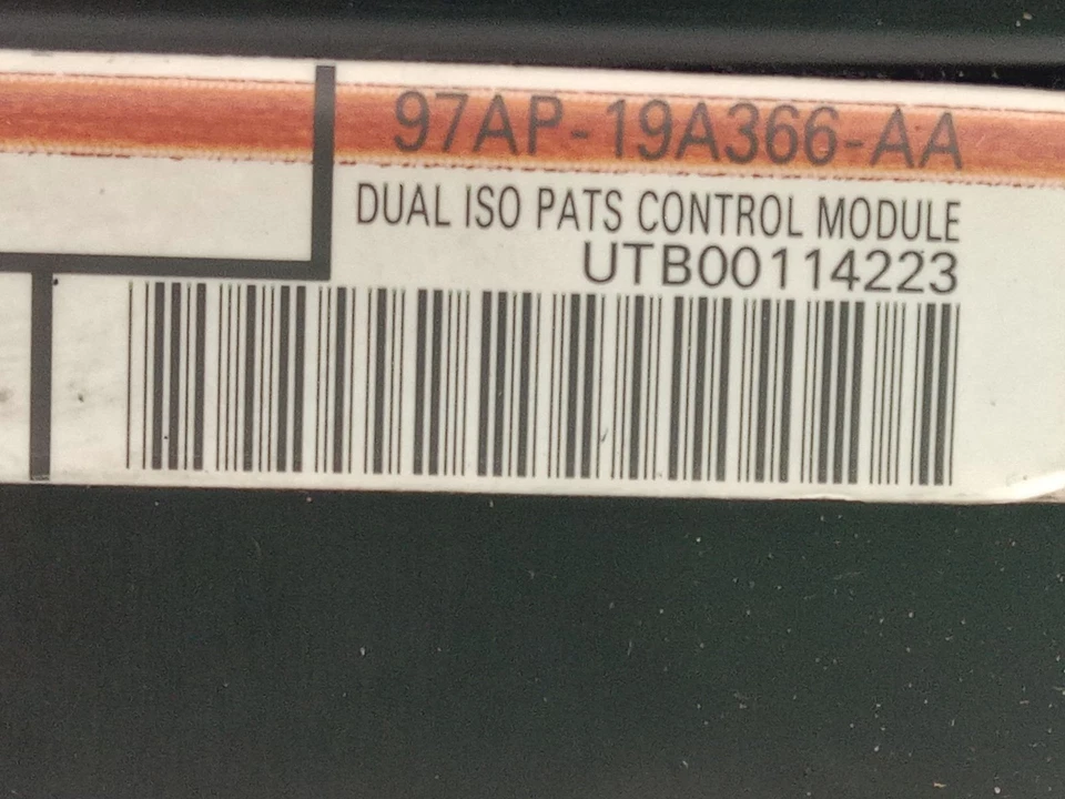 97AP19A366AA CENTRALINA IMMOBILIZZATORE / 2349681 PER FORD MONDEO II BAP 1.8 T - Immagine 2 di 4