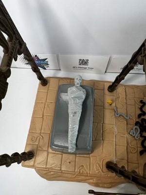 1982 Kenner Indiana Jones WELL OF SOULS Playset 99% Complete All