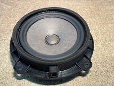 2012 Hyundai IX35 Front Door Speaker 963302S000 FREE POSTAGE   *1.2