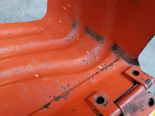 Kubota Deck Discharge Cover Chute - T1600 - Picture 6 of 6