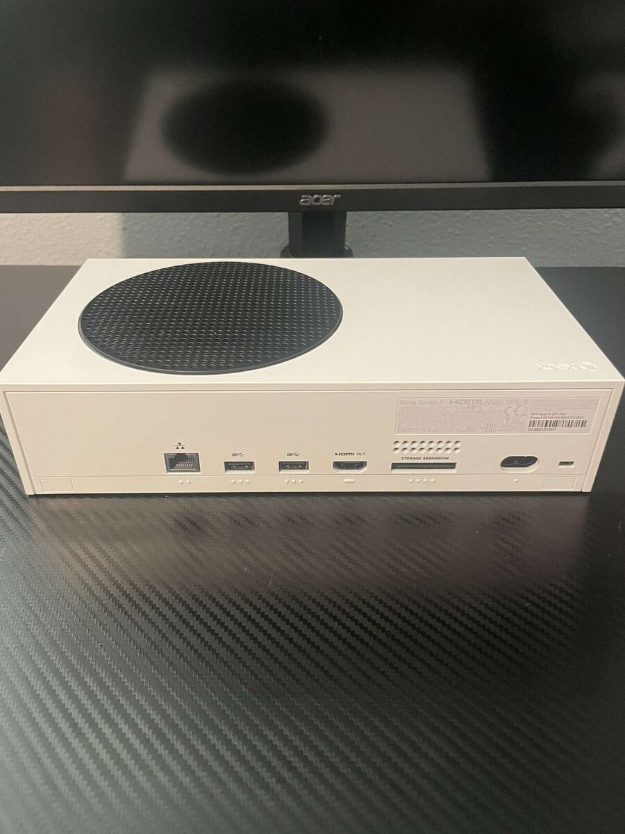 Xbox Series S 512gb with a 4TB game Drive and a mod pack for Xbox Series S 512gb with a 4TB game Drive and a mod pack for