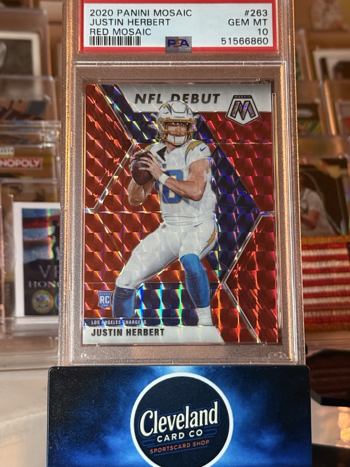 2020 PANINI MOSAIC #263 RED MOSAIC PRIZM NFL DEBUT JUSTIN HERBERT (RC)💎PSA 10💎