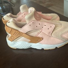 Nike Huarache Run SE Sneakers Youth 5Y Girls Rust Pink Shoes