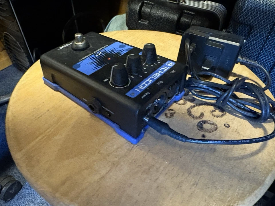 TC Helicon Voicetone D1 - pedal for Vocal Doubling Effects - NEW RRP £89 - Image 2 of 3