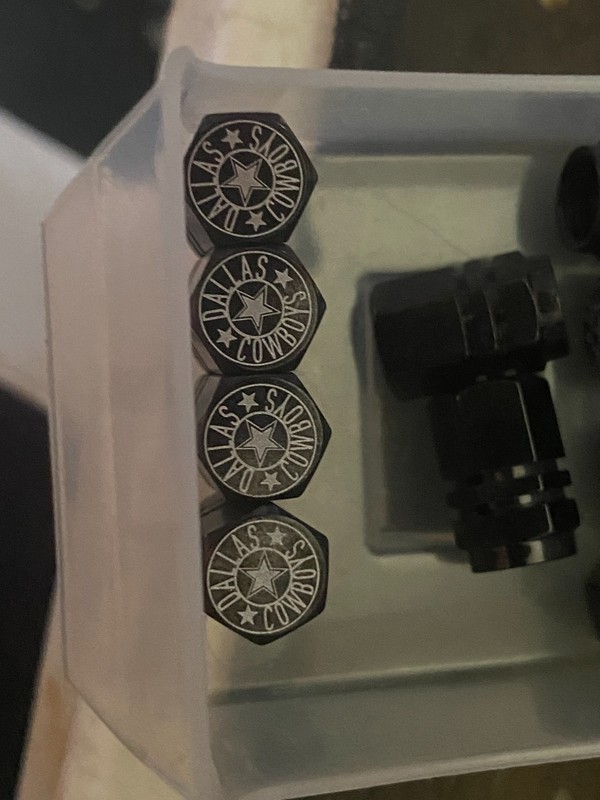 Dallas Cowboys Wheel Tire Valve Stem cap Covers 4 Pc set