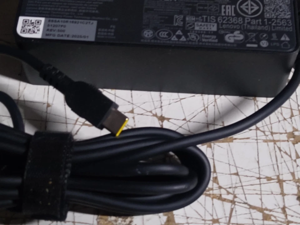 Genuine Lenovo 65W USB C Type C Charger 20v With Power Cable - Image 3 of 3