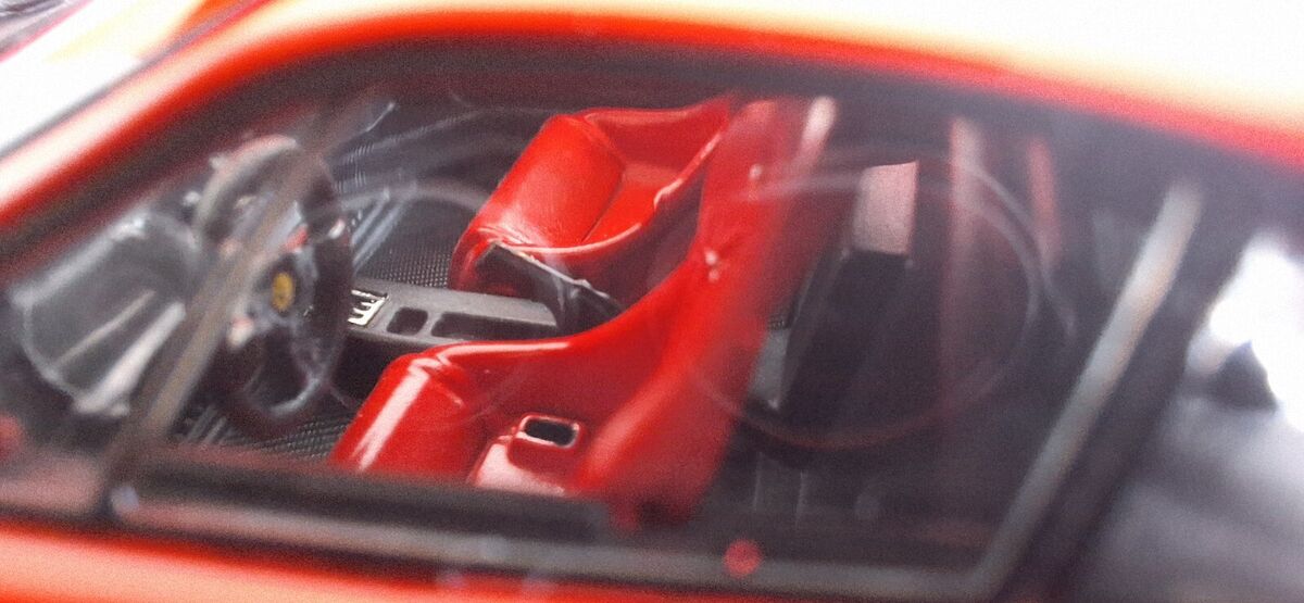 WOW Ferrari F40 1987 Red with Openings 1:43 Kyosho 05041R no WOW Ferrari F40 1987 Red with Openings 1:43 Kyosho 05041R no