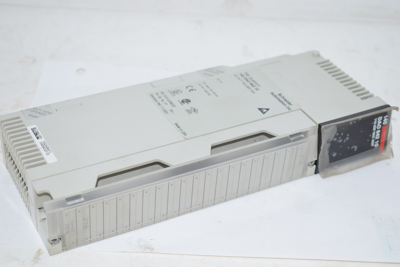 SCHNEIDER ELECTRIC MODICON 140-DAO-842-10 MODULE OUTPUT PROGRAMMABLE LOGIC 100/2