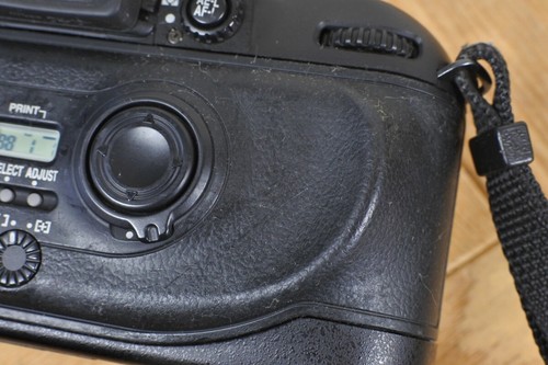 Nikon F80 35mm SLR Film Camera Black Body with Strap - Picture 7 of 17