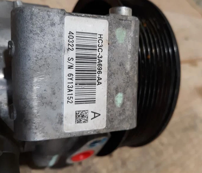 Bomba de dirección asistida Ford F250 F350 F550 Super Duty 2017-2019 6,7 L Foto 4 de 4