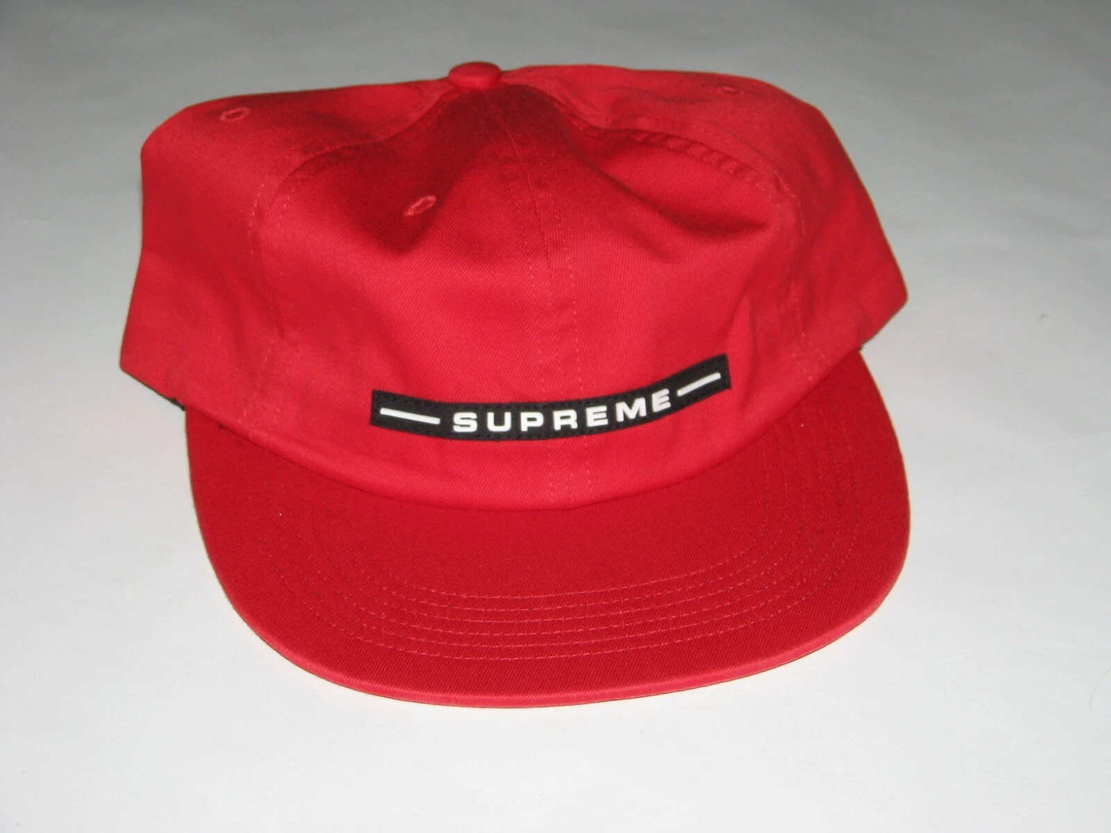 Casquette chapeau 6 panneaux SUPREME NY logo surélevé ROUGE réglable NEUVE ! S/S 2019 Fabriqué aux États Unis !