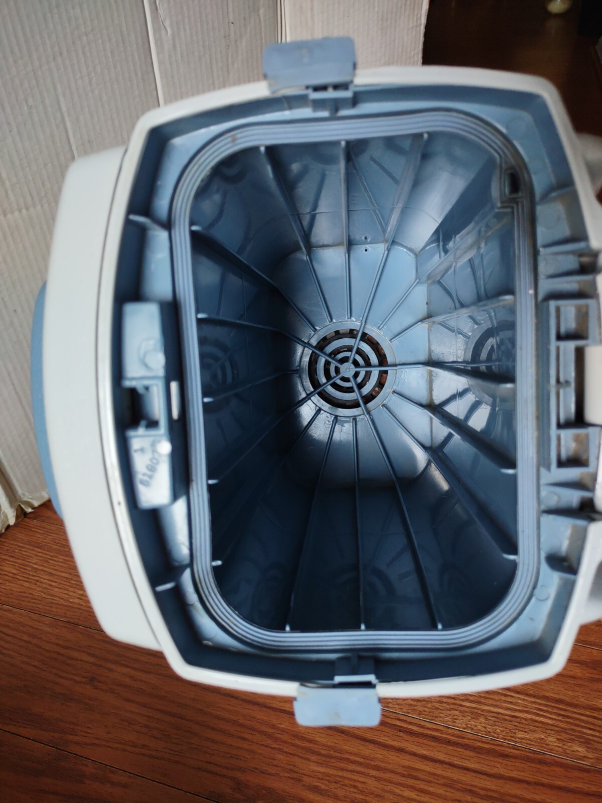 Electrolux Aerus Lux Legacy C153C Canister Vacuum Cleaner with