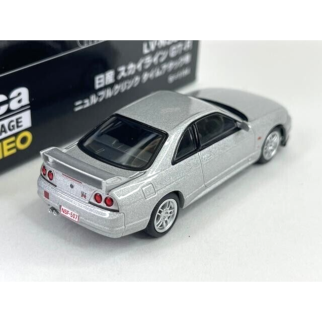 ミニカー SKYLINE GTB-4 ハイストーリー 1/43 ニッサン スカイライン 4ドア セダン