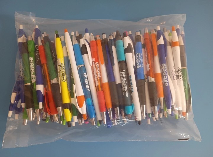 Lot Of 100 Misprint Ink Pens Bulk Assorted Retractable Click Ballpoint ...