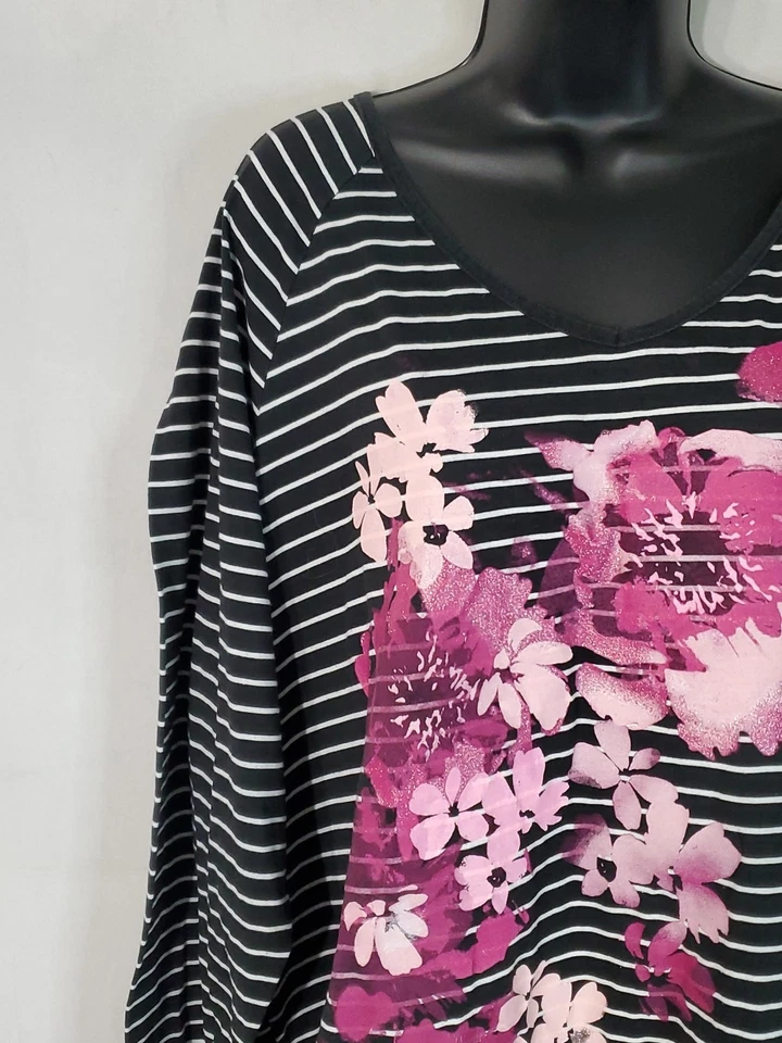 JMS by Hanes Blouse Women's Size 5X Black/White Stripe Pink Floral Glittery - Image 4 of 4