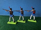 Britains Deetail 1971 FRENCH Napoleonic Waterloo Infantry LOT of 3 Toy Soldiers — photo 5