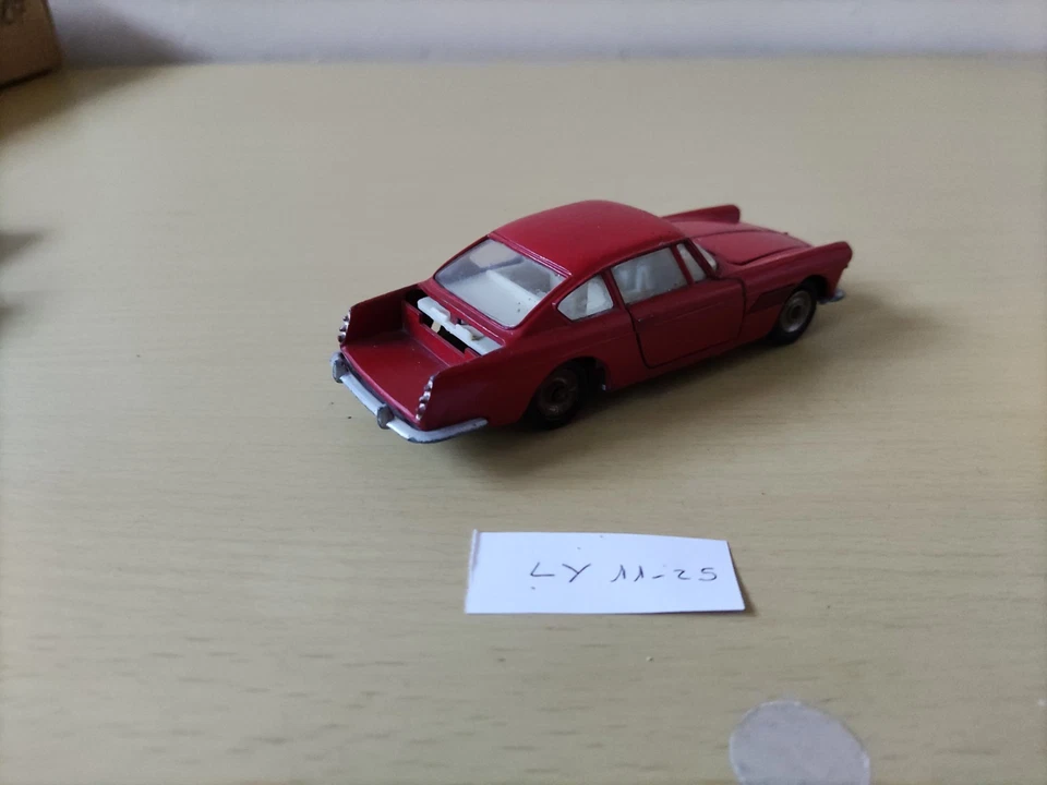 DINKY TOYS, FERRARI 250 GT, 1/43e - Photo 2/3