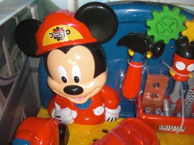 ディズニー レンチキュラーシート 非売品HollywoodMickey 楽天市場】ミッキー 122149002990023 三つ丸クッション クラブ