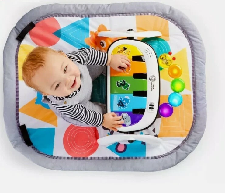 4 en 1 Kickin' Tunes Música e Idioma Descubrimiento Actividad Gimnasio y Alfombra de Juego Foto 4 de 4