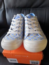 Women's Rocket Dog Jazzin Sky Daisy Print  Lace-Up Trainer new size 7