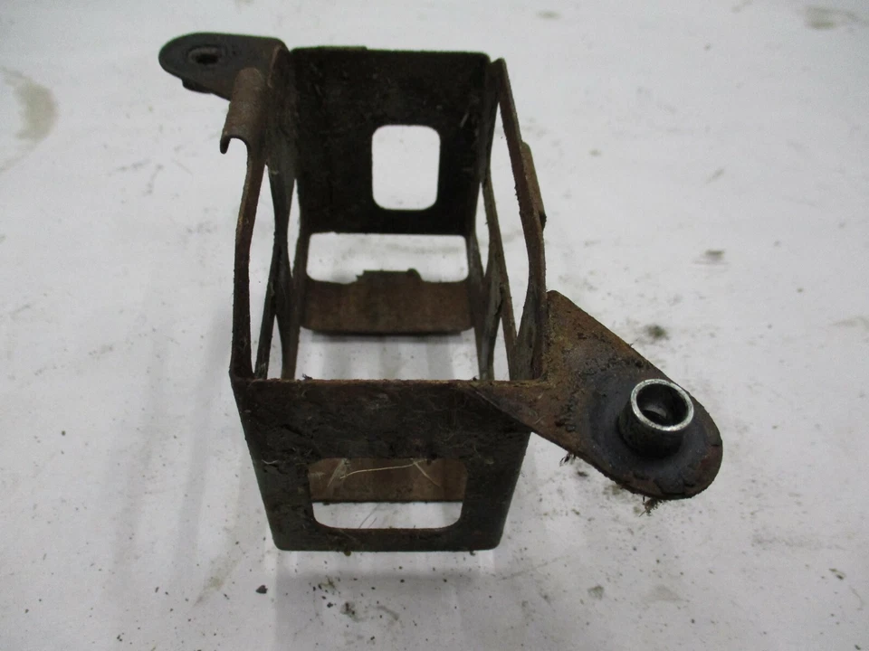 Caja portapilas 41540-28001 1972 72 Suzuki TC125 TC 125 Prospector Foto 2 de 4