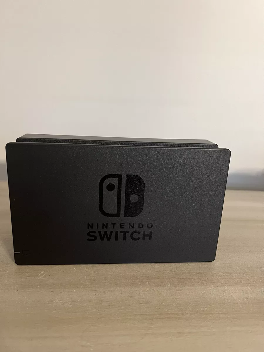 Nintendo switch hotsell dock used