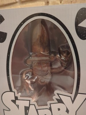 3D Retro Stabby by Greg 'Craola' Simkins 6