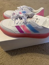 New Adidas Court Block J Athletic Shoes Girl s Size 4 1/2 White Pink