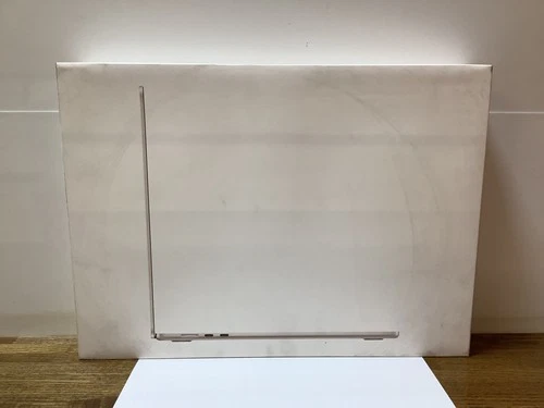 NEW Sealed Apple - MacBook Air 15-inch Laptop - M3 chip - 8GB -256SSD-Starlight