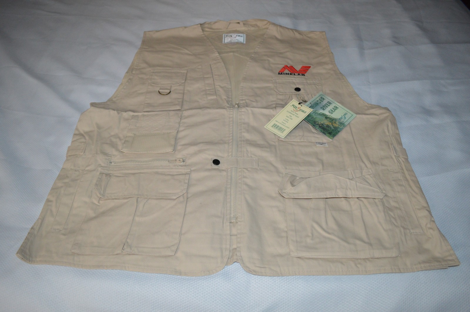 Picture 3 of 24
