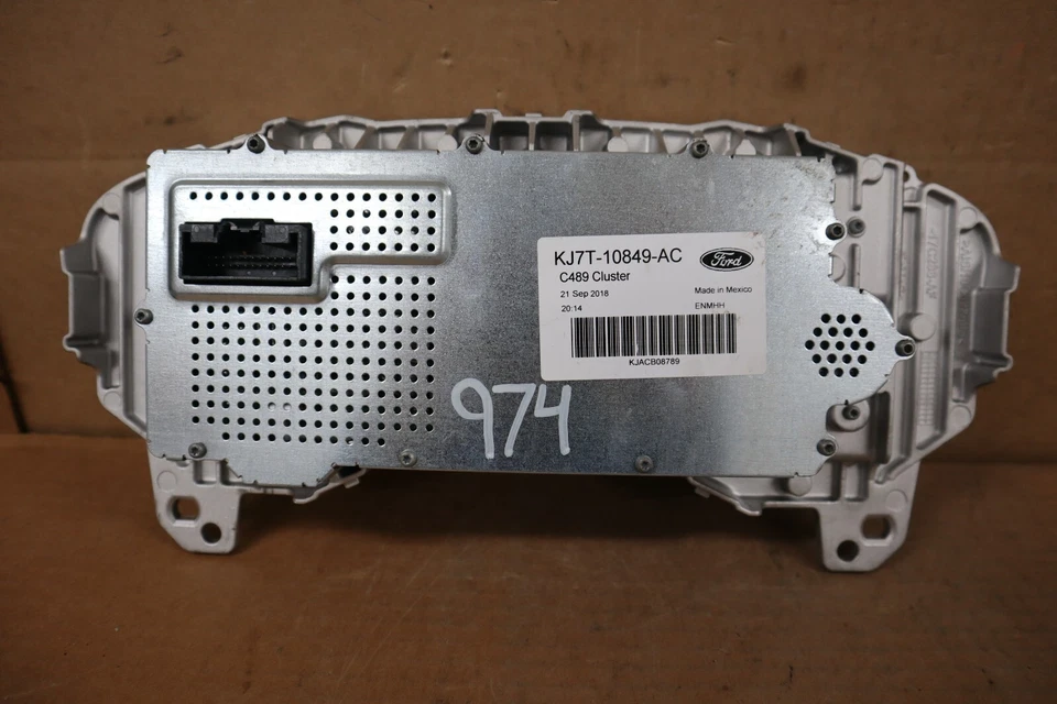 Painel medidor velocímetro cabeça instrumento 2019 Lincoln MKC 46.343 milhas - Imagem 2 de 4