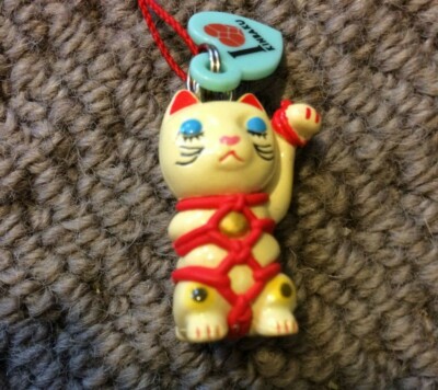 ストラップ Nekobus tail key charm ストラップ Nekobus tail key charm CB-7.jpg?w=640