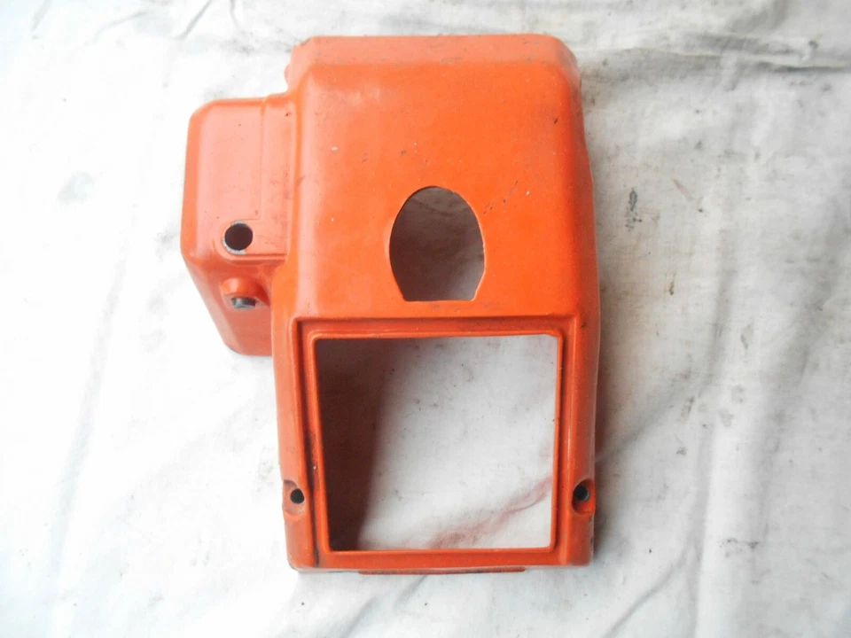 Cubierta de carburador cilindro superior motosierra Olympyk Olympic Oleo Mac 250 A 251 260 460 Foto 2 de 4