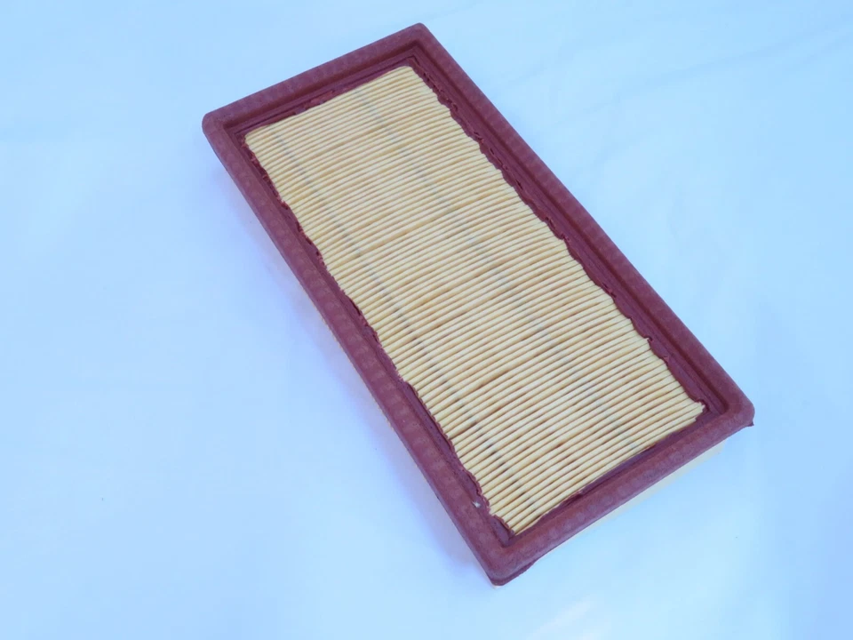 Filtro de aire para VW Cabriolet Rabbit Scirocco y Audi 4000 marca Bosch 73203 Foto 2 de 3