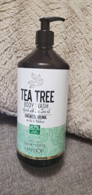 HARBOR COSMETICS  TEA TREE BODY WASH WITH BAGNOSCHIUMA 33.8 oz/1 L ITALY