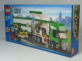LEGO 2008 CITY CARGO #7733 TRUCK & FORKLIFT SET SEALED