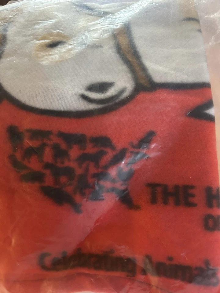 The Humane Society Sleeping White & Brown Dog And Orange Cat Home Throw Blanket - Image 4 of 4