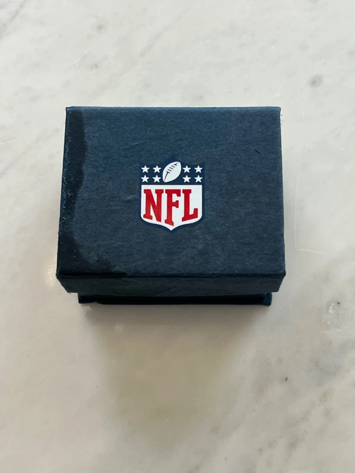Seattle Seahawks Cufflinks 2014 in NFL Box Football  - Image 4 of 4