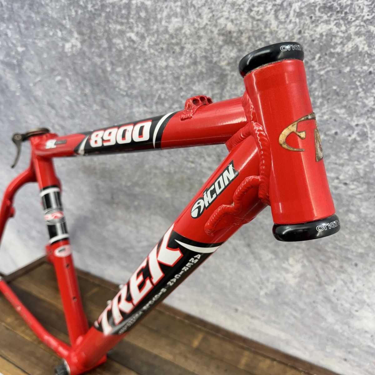 TREK 8900 レッド 26インチ TREK 8900 レッド 26インチ TREK 8900 レッド 26インチ Vintage Trek