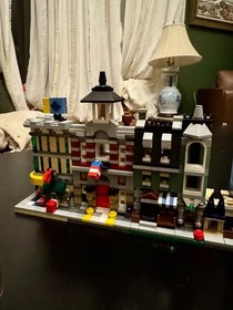 LEGO Promotional: Mini Modulars (10230)