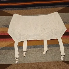 Vtg Kayser #4034 Garter Belt Flowered  Front Panel 34 Made USA  4 Garters...