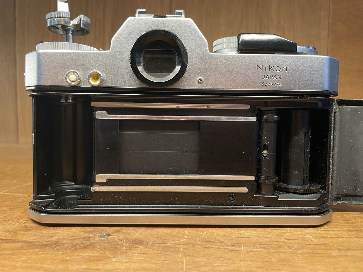 Near Mint* Nikon Nikomat EL Film Camera Nikkor H Auto 28mm F