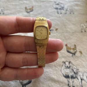 Authentic Vintage Milus 17 Jewels Incabloc Swiss Made Gold Plated Watch ladies wrist