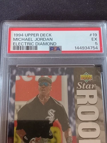 1994 Upper Deck - Star Rookie Michael Jordan #19 Electric Diamond PSA 5 EX