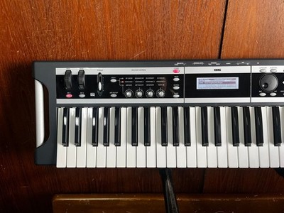 Korg X50 61-Key Synthesizer Keyboard w/ bag power supply 100-240V