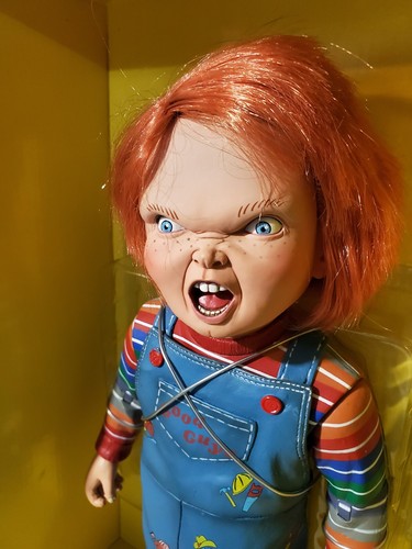 NECA Chucky Child's Play 2 Good Guys Puppe MIT ZUBEHÖR  - Bild 4 von 12