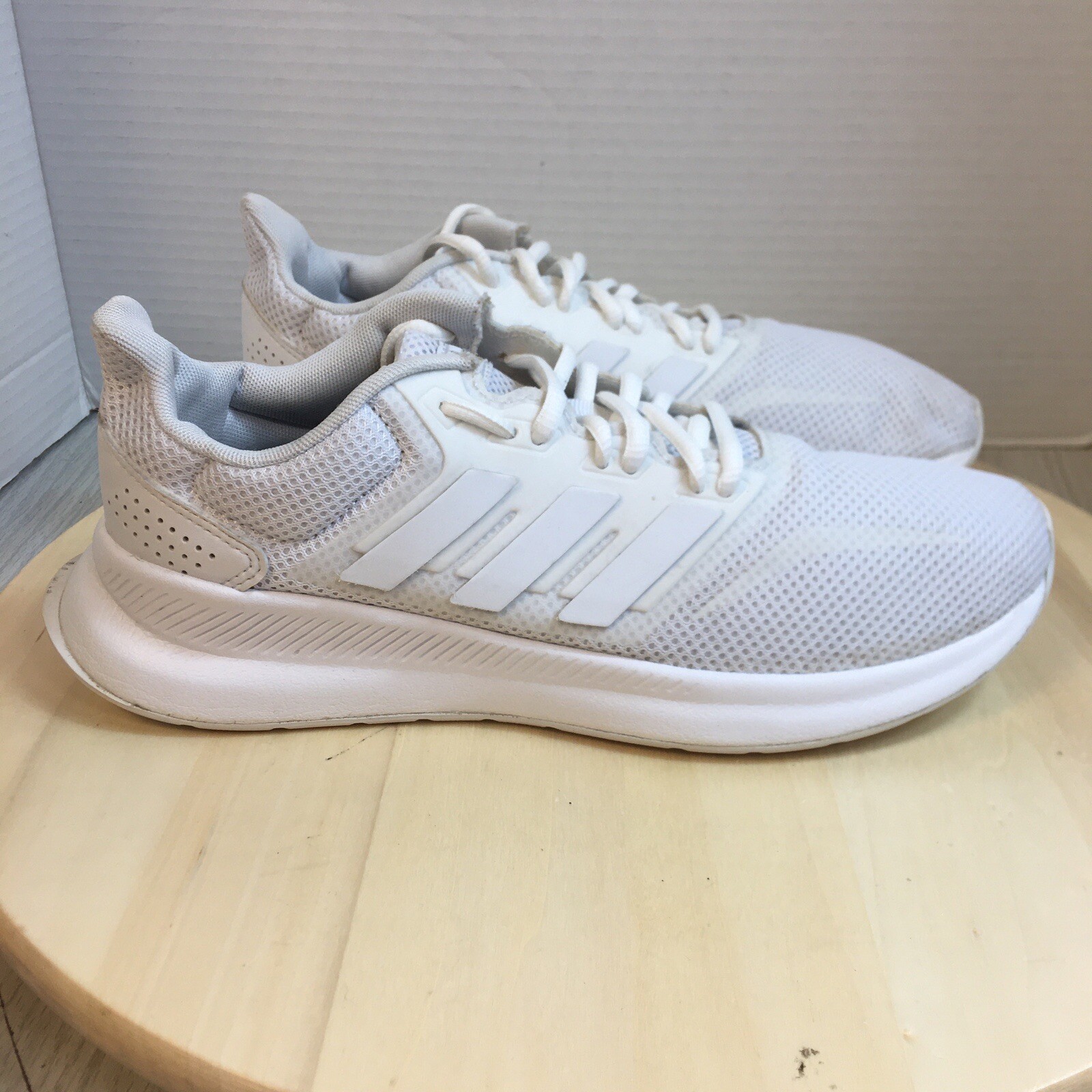 Adidas Runfalcon Womens Size 8 White Lightweight Mesh Athletic Sneakers