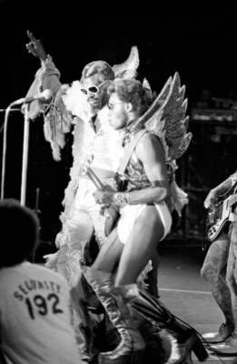 George Clinton and guitarist Garry Shider Parliament Funkadelic 1977 OLD PHOTO