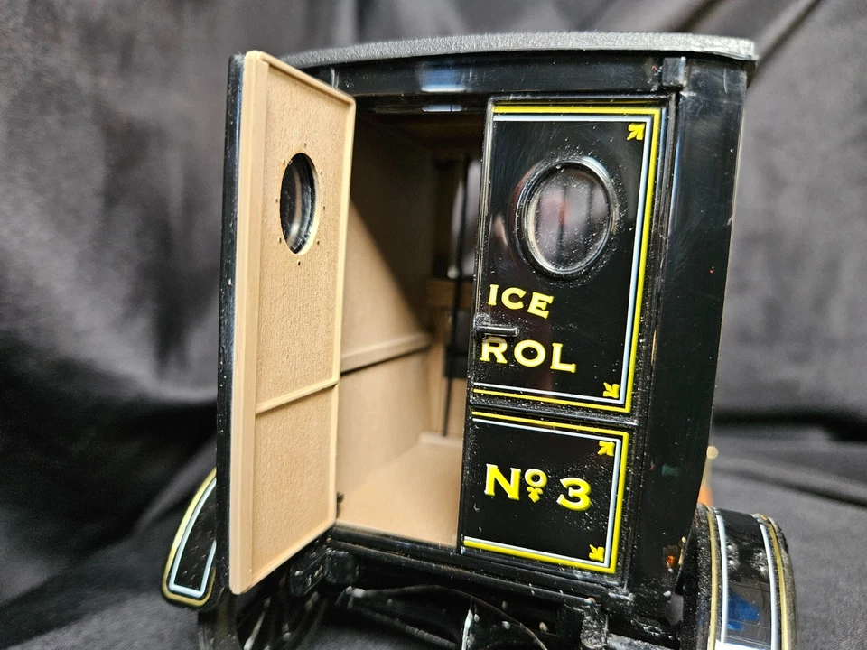 Ford Modelo T Police Wagon Franklin Mint 1931 escala 1:24 Inv. #3322 Foto 3 de 4