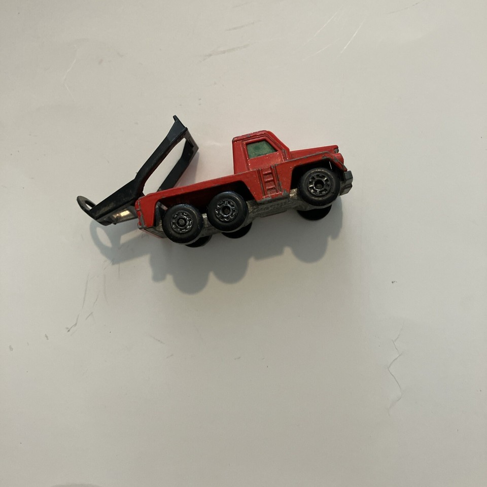 MATCHBOX SUPERFAST No19 CEMENT TRUCK MADE IN ENGLAND 1977 to 1981 BY